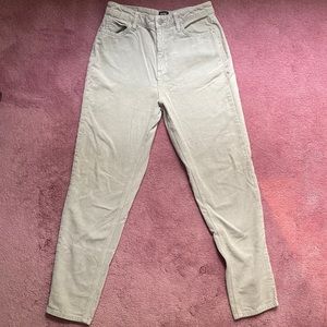 Urban Outfitters BDG Corduroy off white Mom High Rise pants size 27